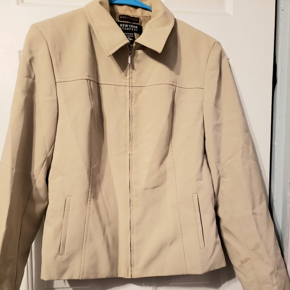 jacket - Picture 3 of 3